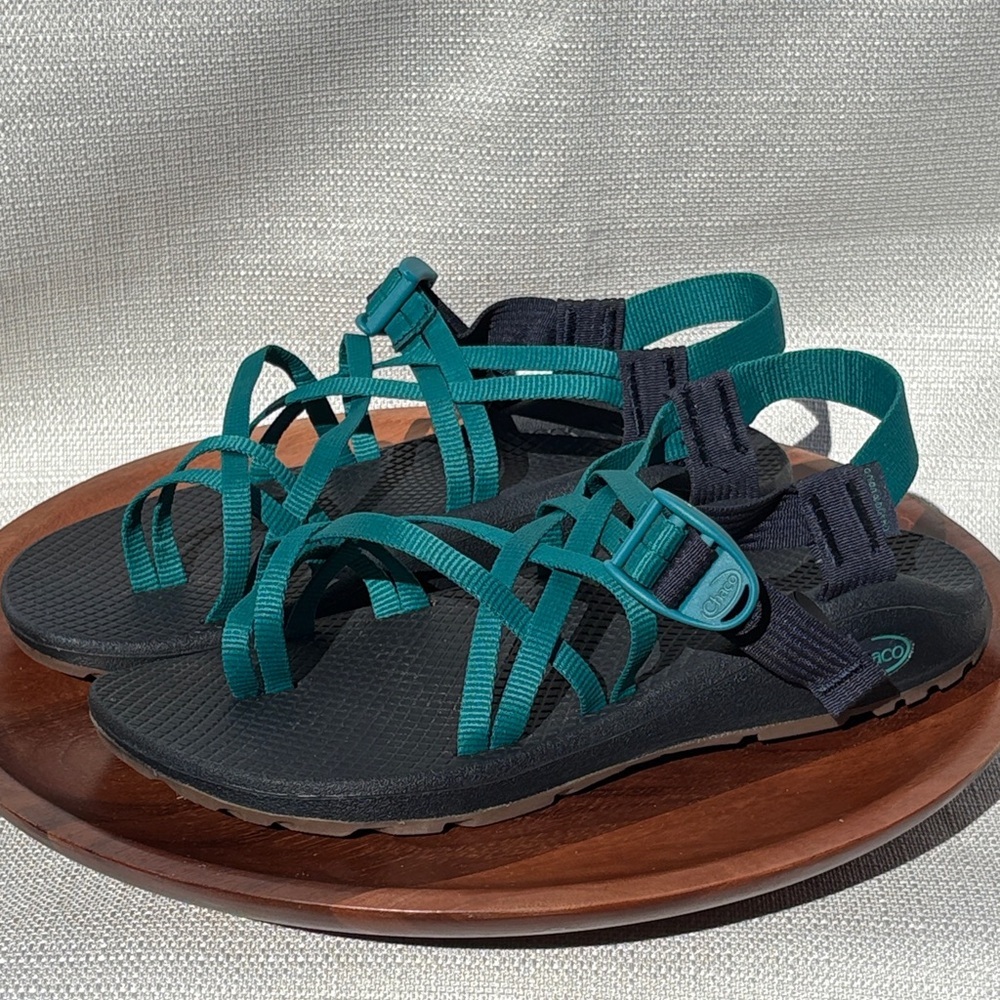 Chaco Women's Teal and Black Women's Sandals Sz 9